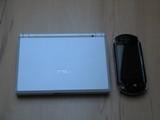 Veľkostné porovnanie so Sony PSP...